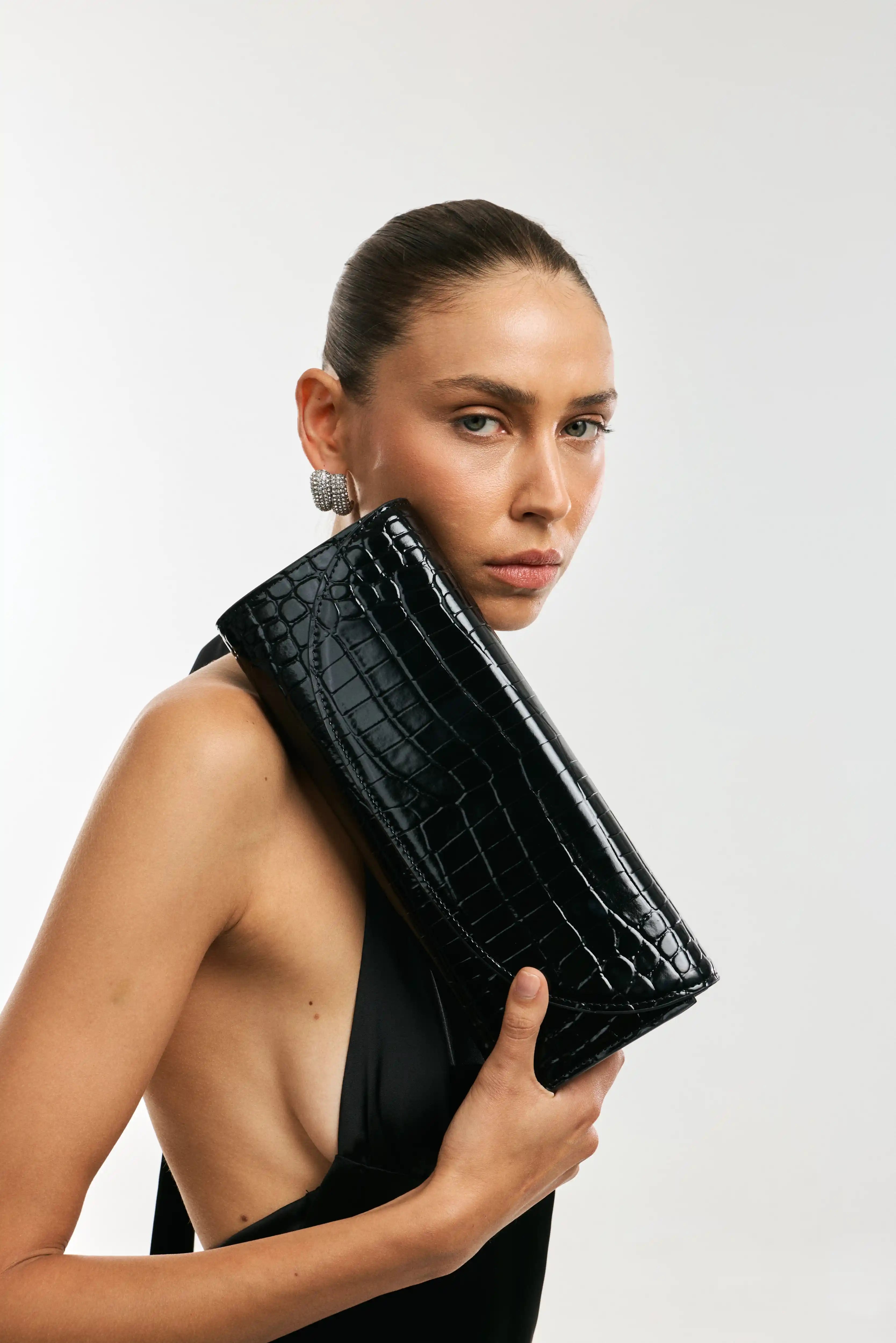 THE CROCO BAG
