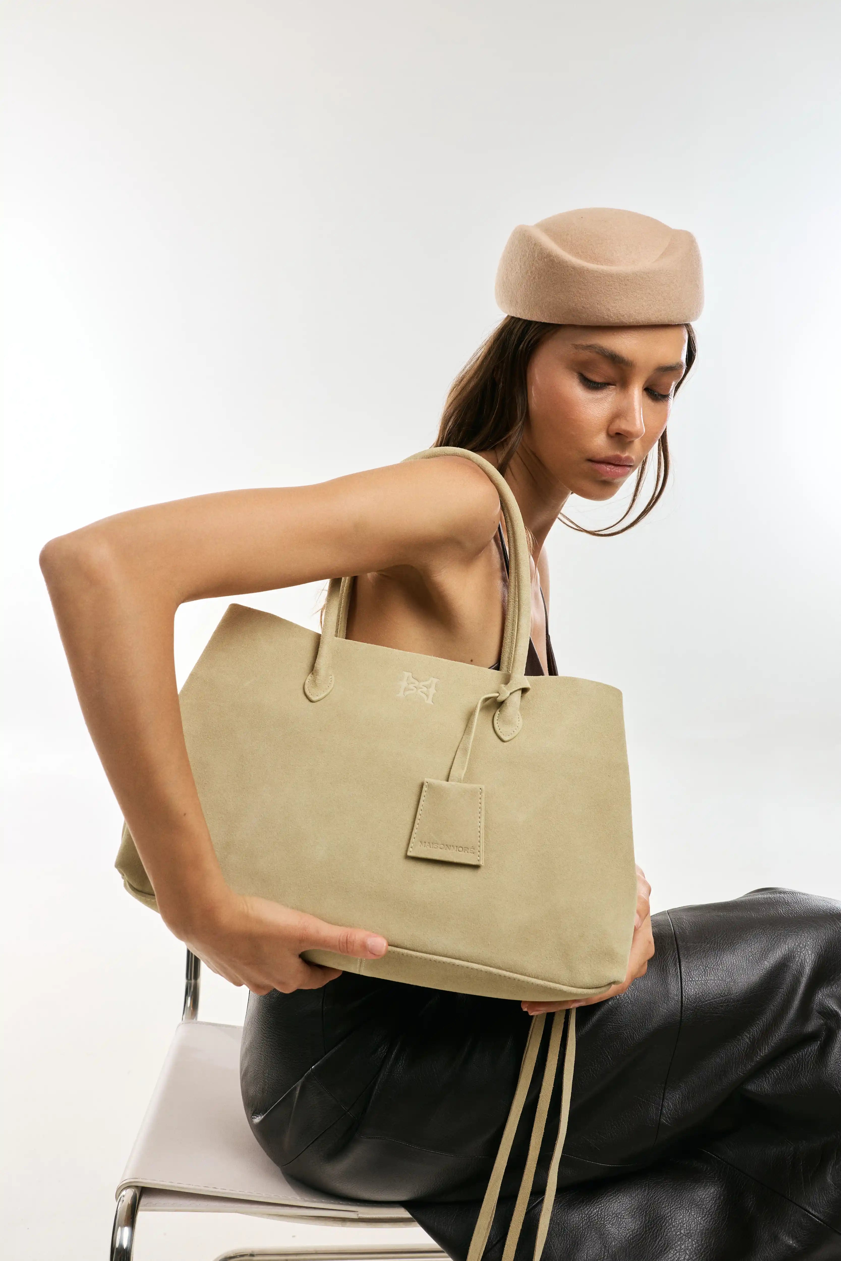 THE BLOND BAG
