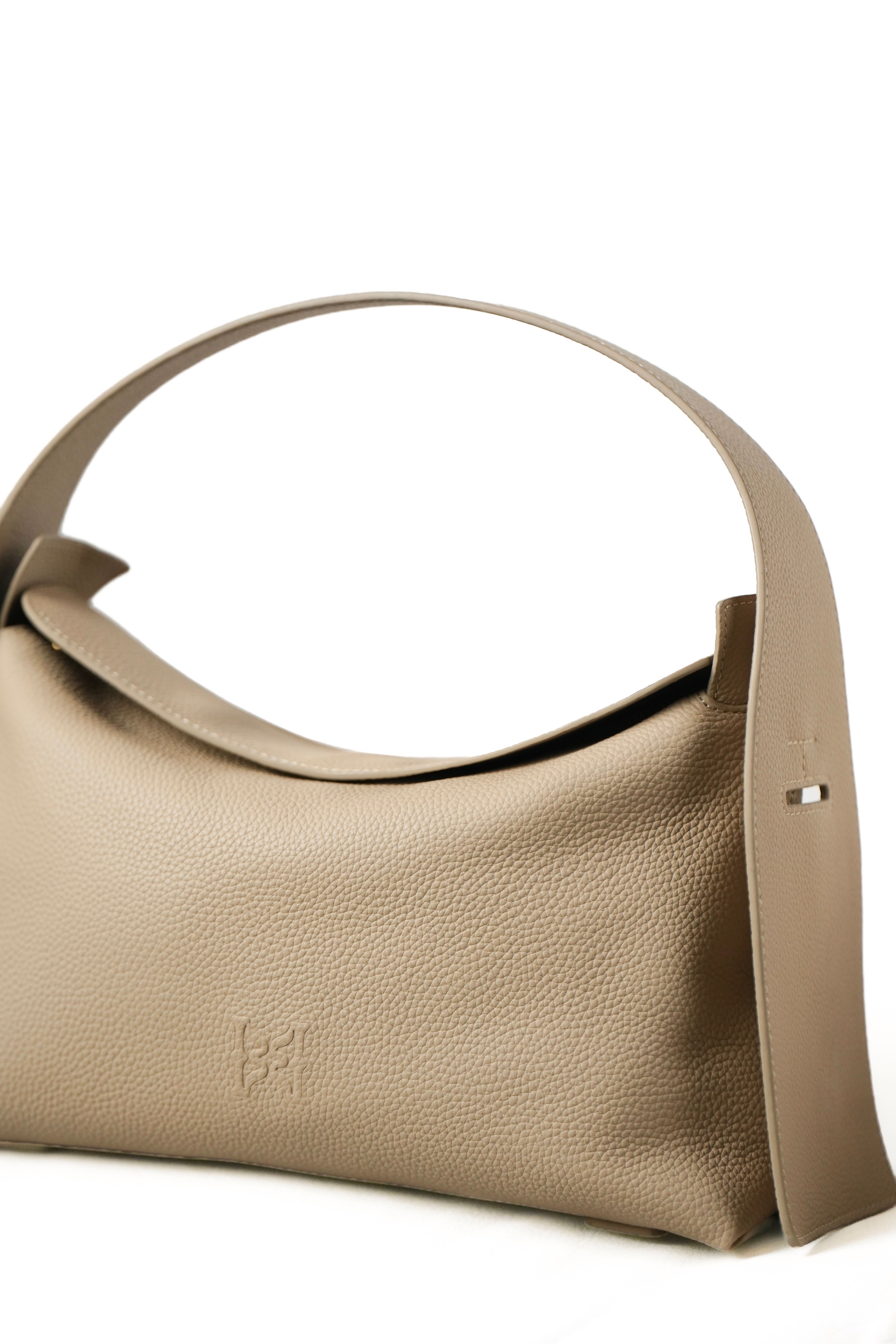 THE LOUVE BAG - BEIGE