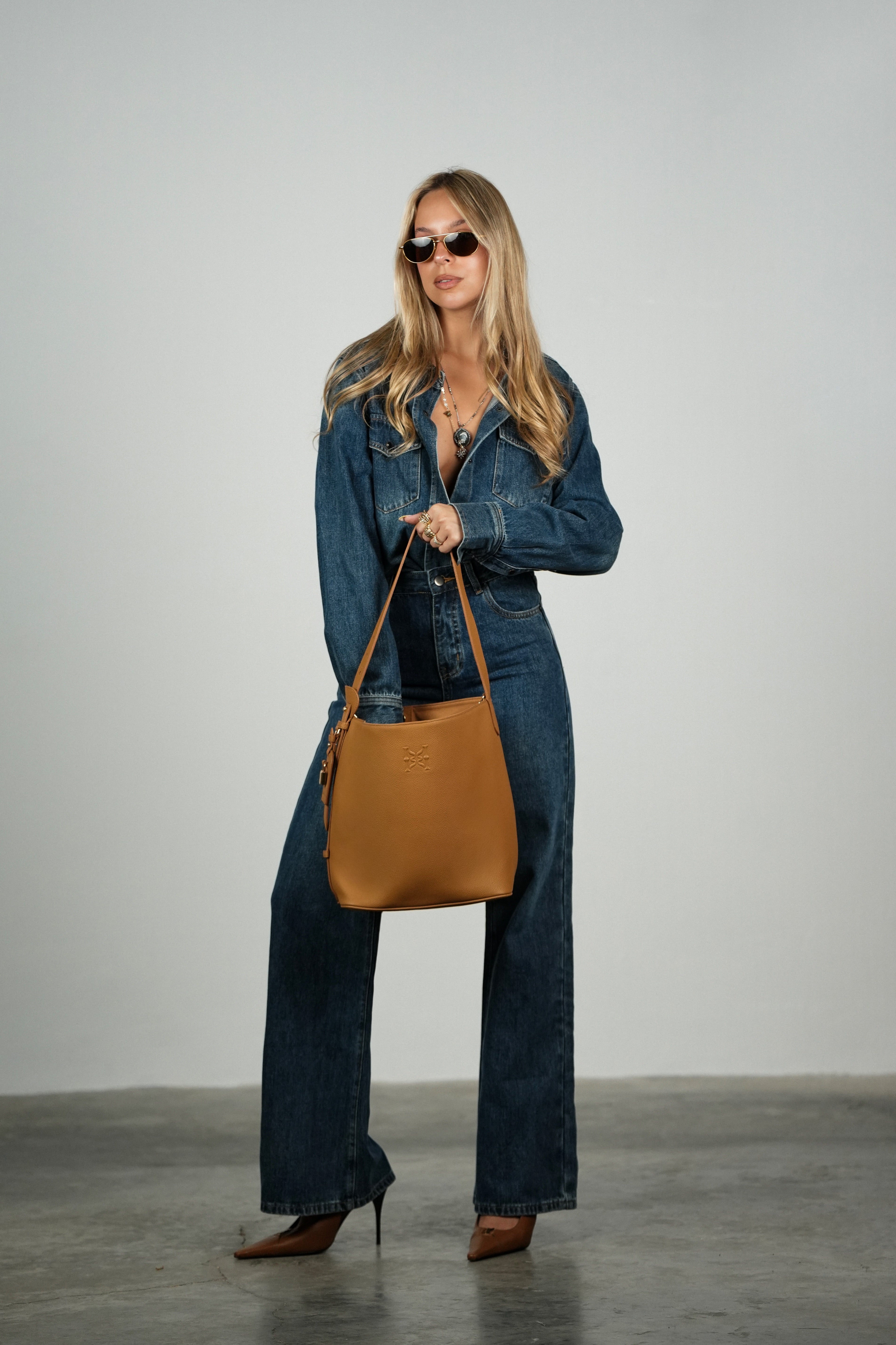 THE BUCKET BAG - COGANC