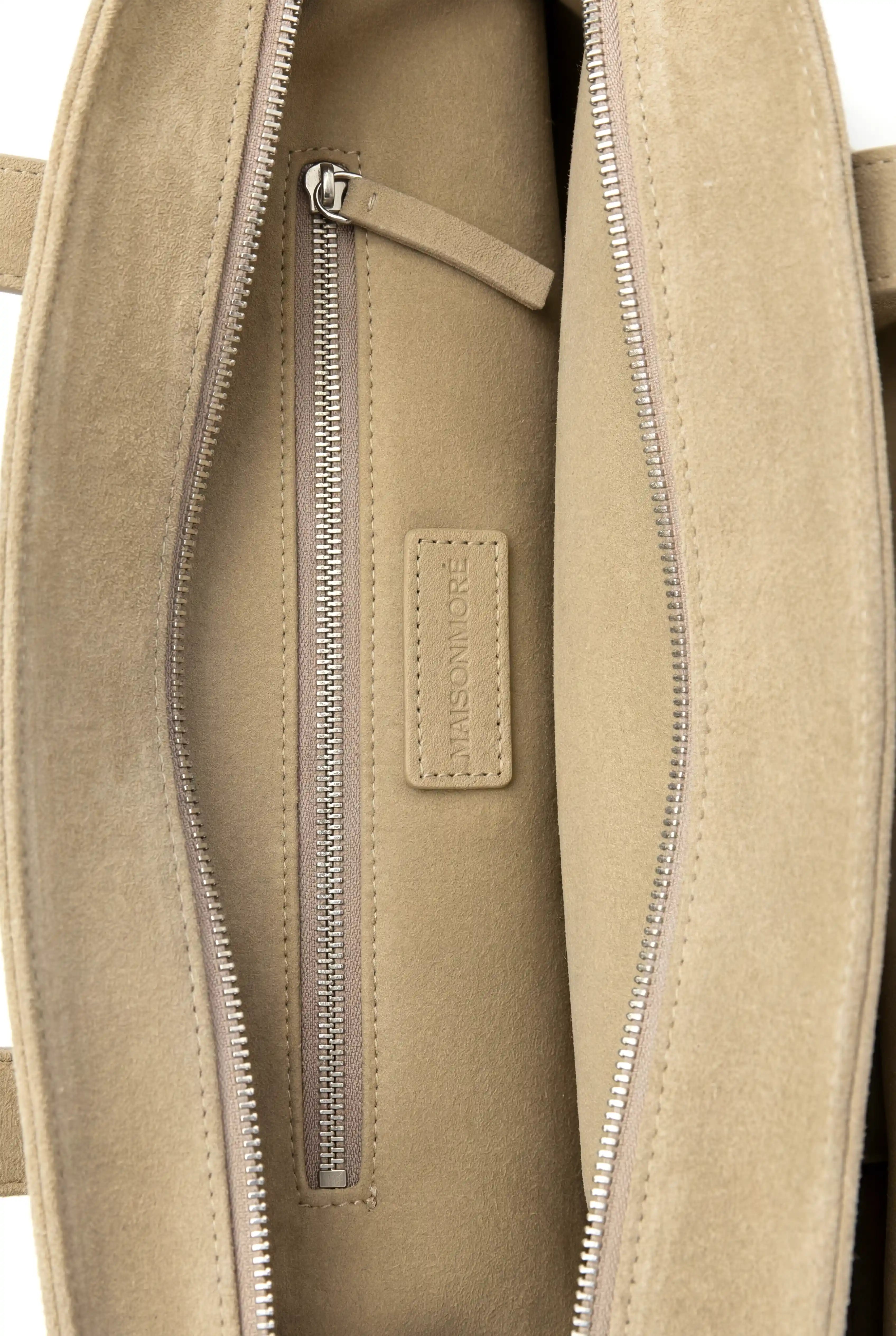 THE BLOND BAG